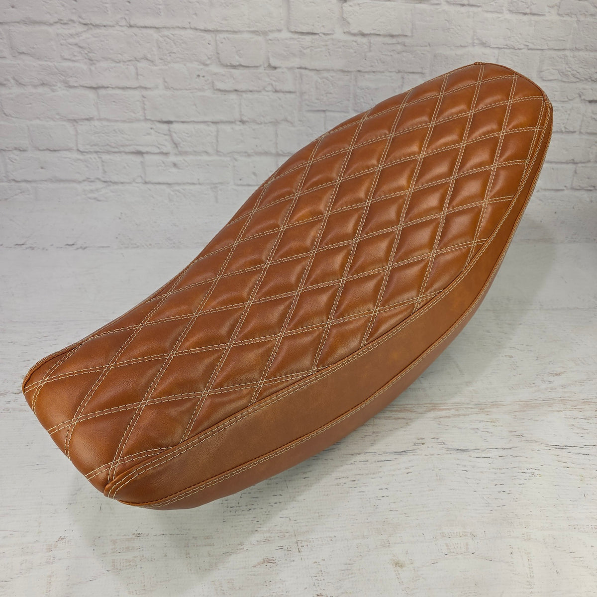 Honda Navi Cognac double-diamond seat cover