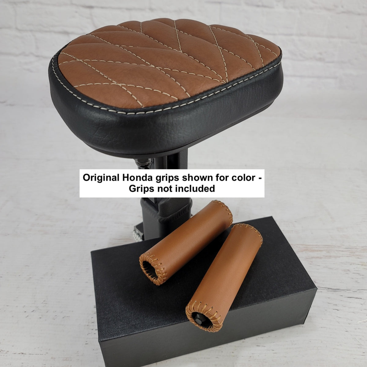 Honda Motocompacto brown and black chevron seat cover
