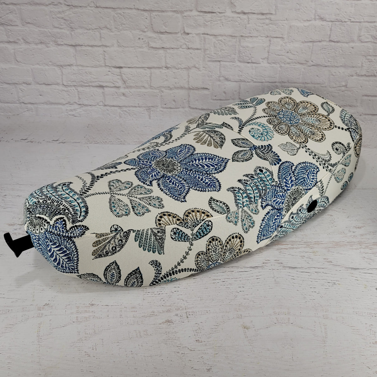 Vespa LX floral seat cover close-up detail