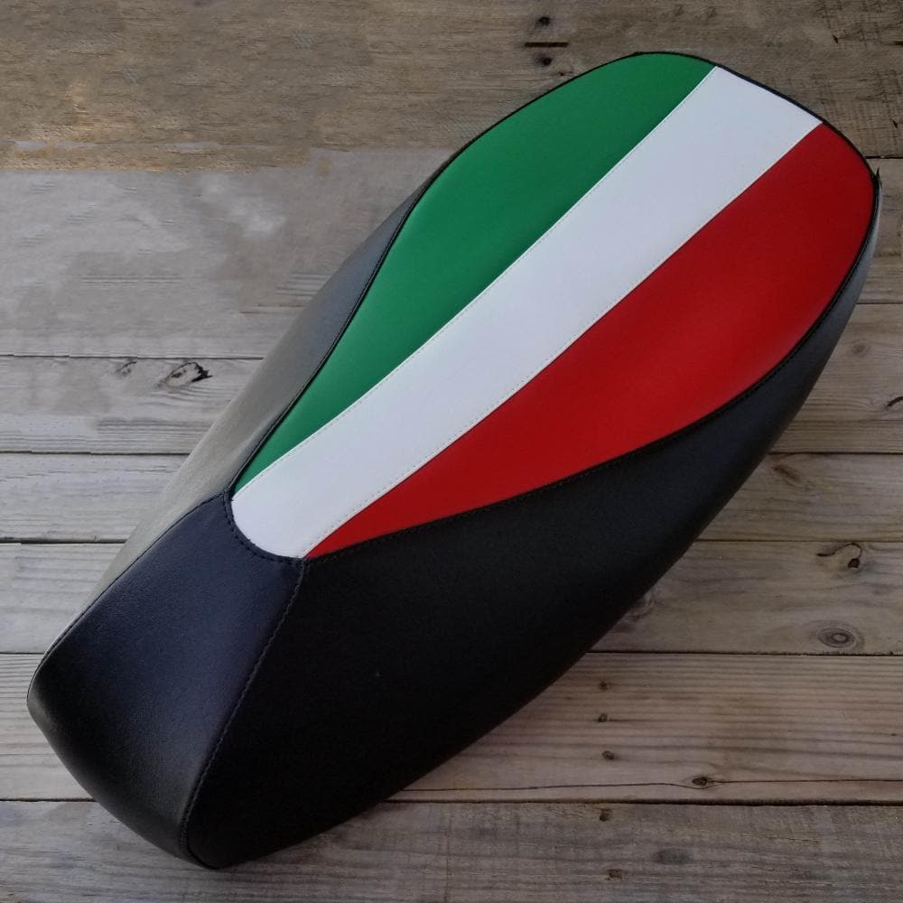 Vespa GT200 Italian flag seat cover