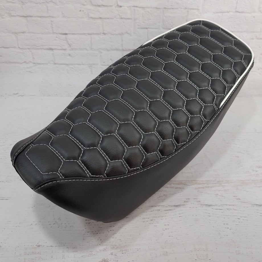 【FOLBOT】HONEYCOMB AEROGEL SEAT Honda Grom Multi Hexagon Honeycomb Seat Cover – Cheeky Seats