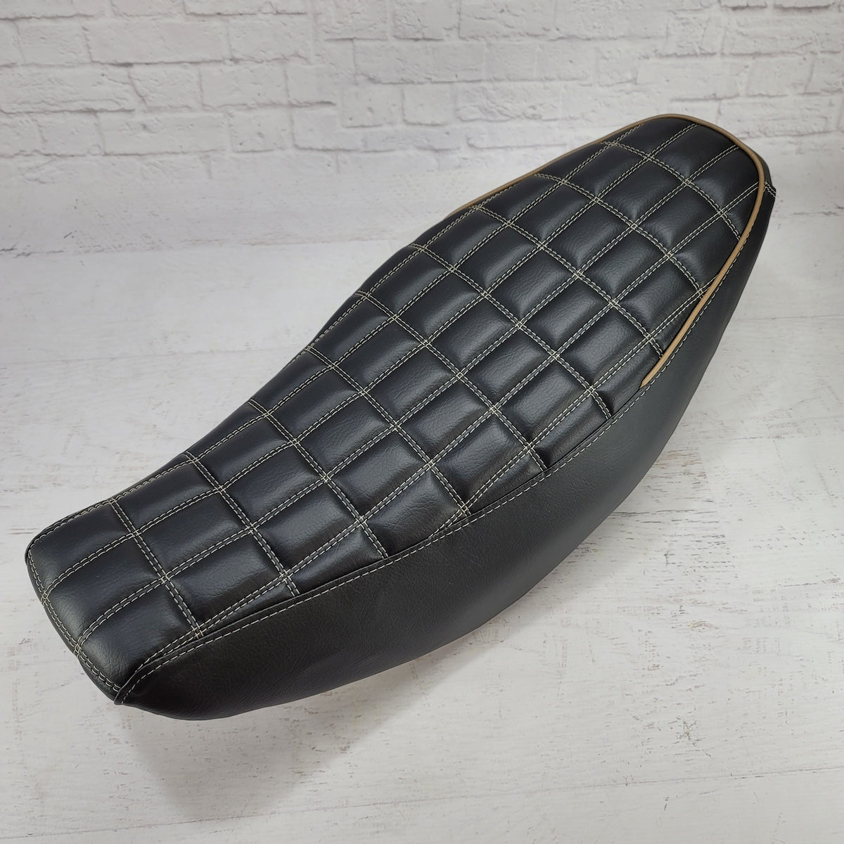 Honda Navi Seat Cover Rectangle Chicklets with Piping – Cheeky