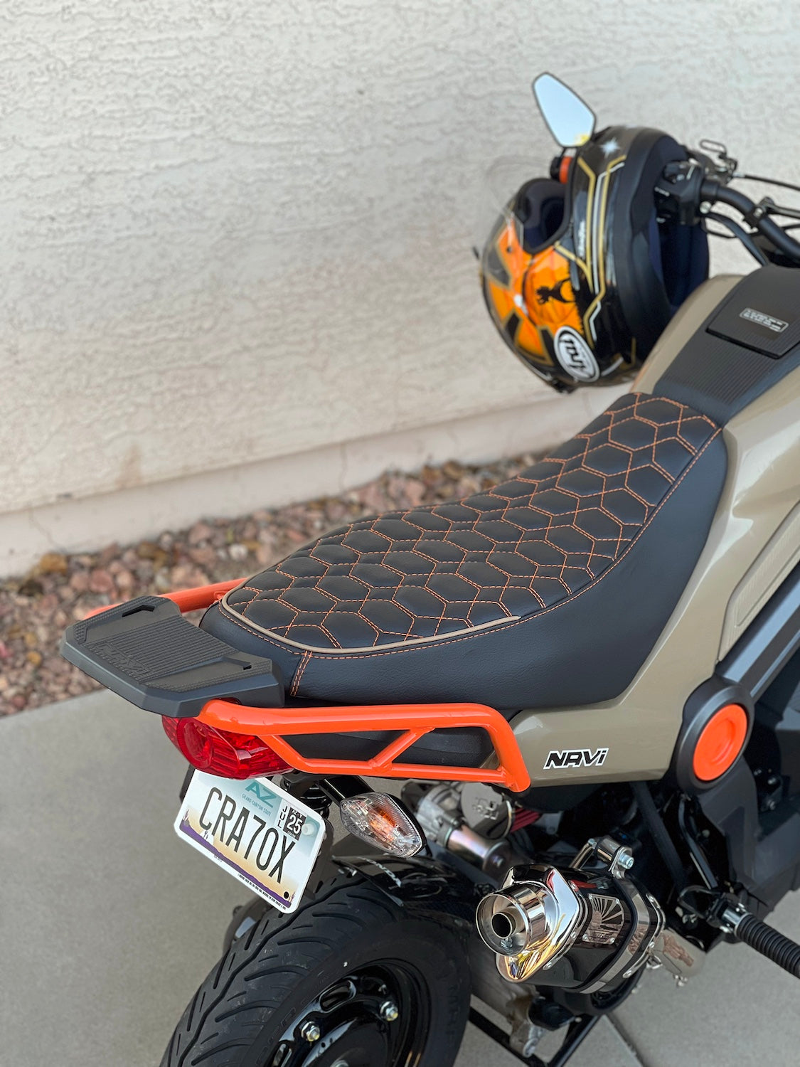Honda NAVI Nested Hexagon Seat Cover – Cheeky Seats Scooter Seat