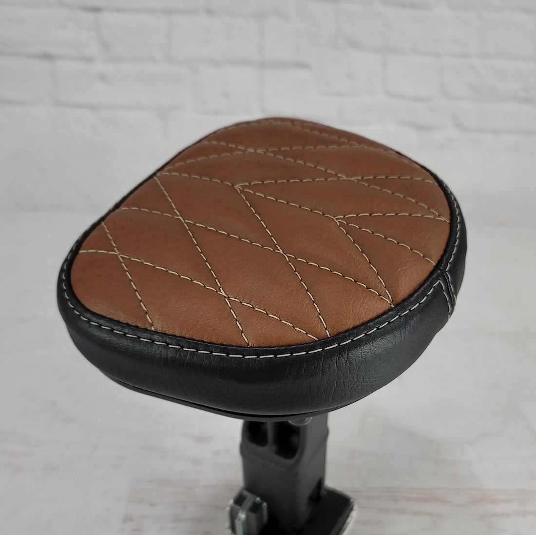 Honda Motocompacto brown and black chevron seat cover