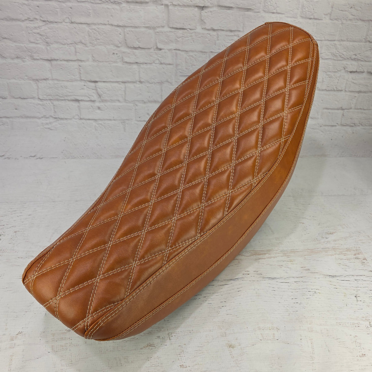 Honda Navi Cognac double-diamond seat cover