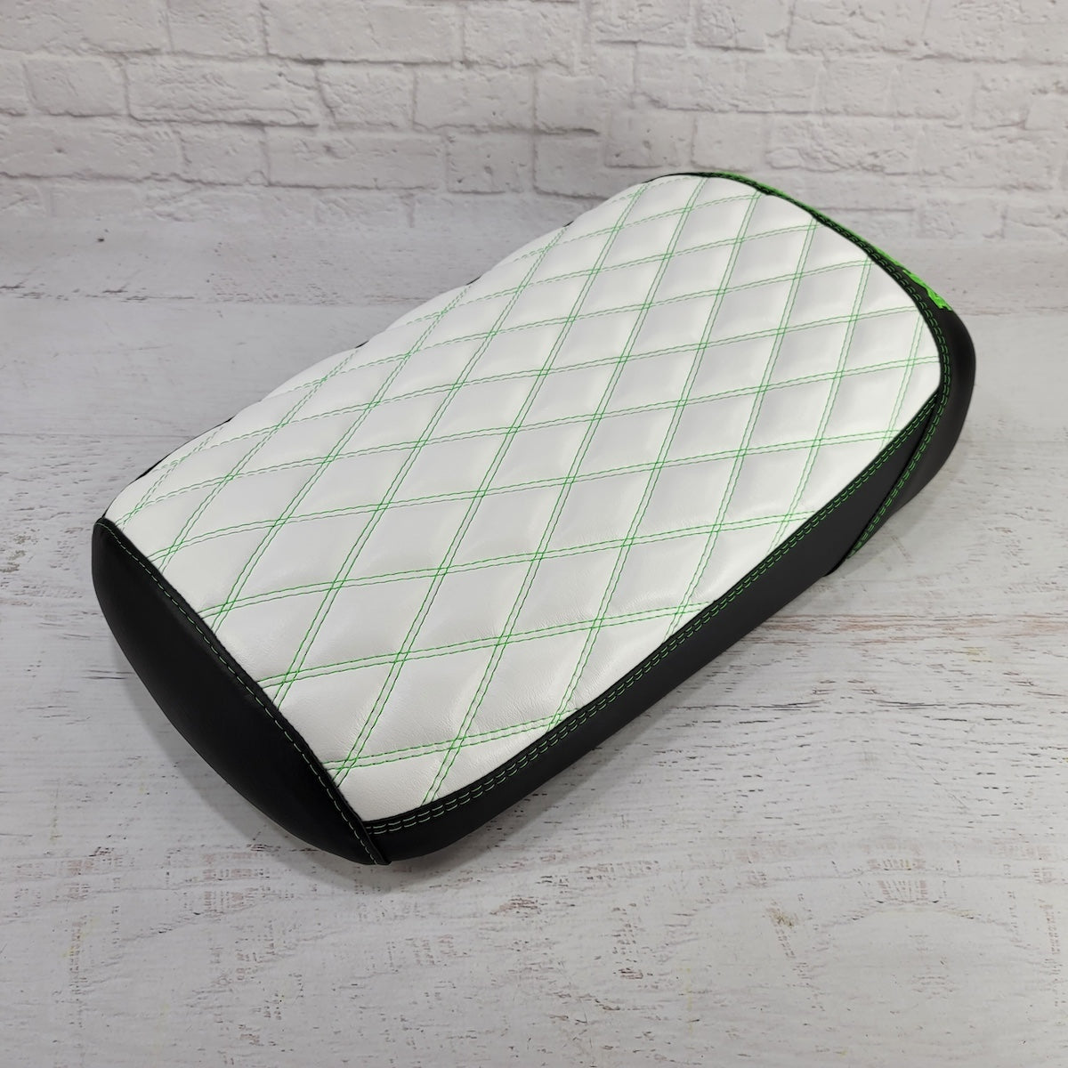 Maddog Gen IV / V White Diamond Seat Cover – Cheeky Seats Scooter