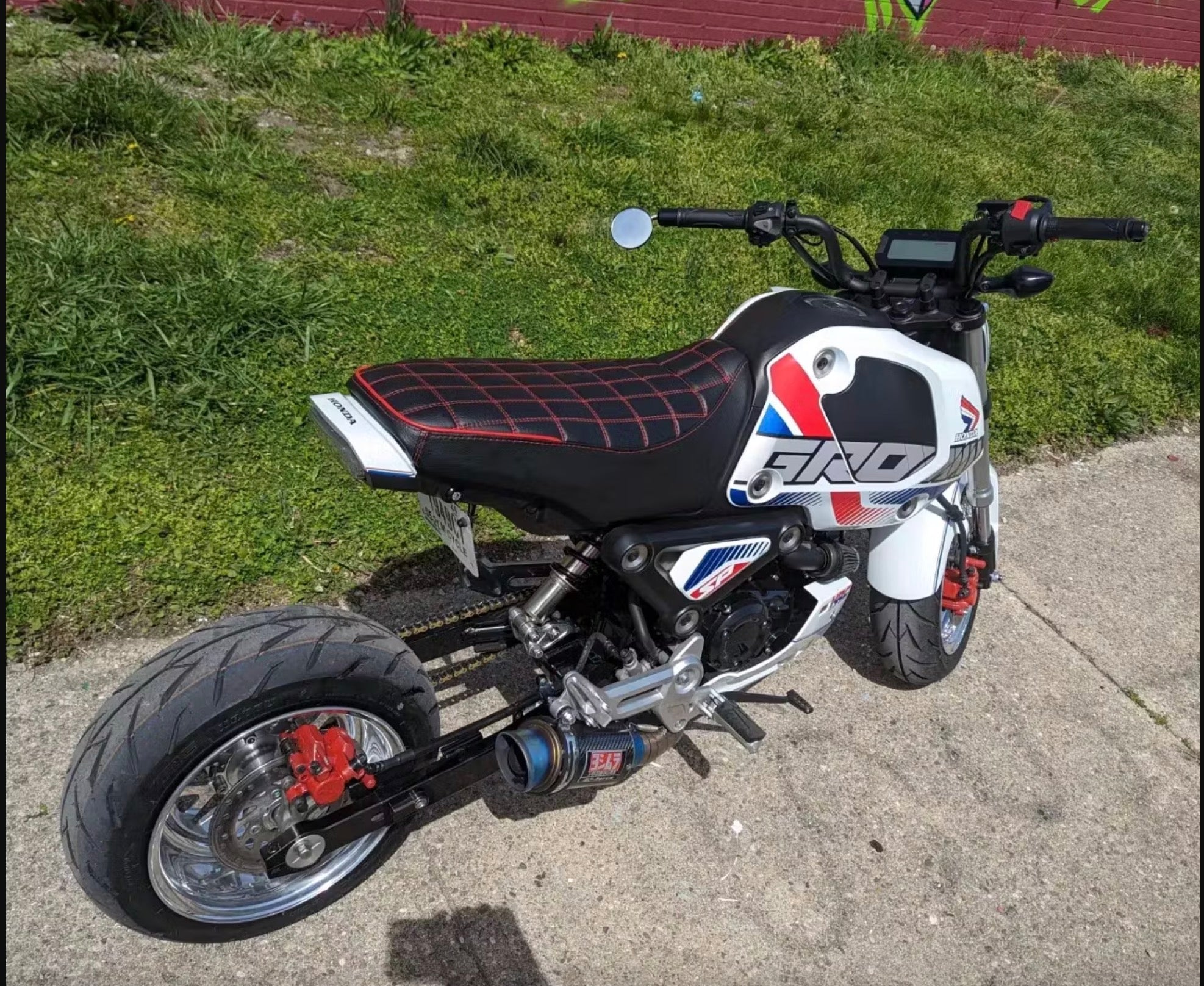 Honda Grom Seat Cover MSX125 Rectangle Grid – Cheeky Seats Scooter