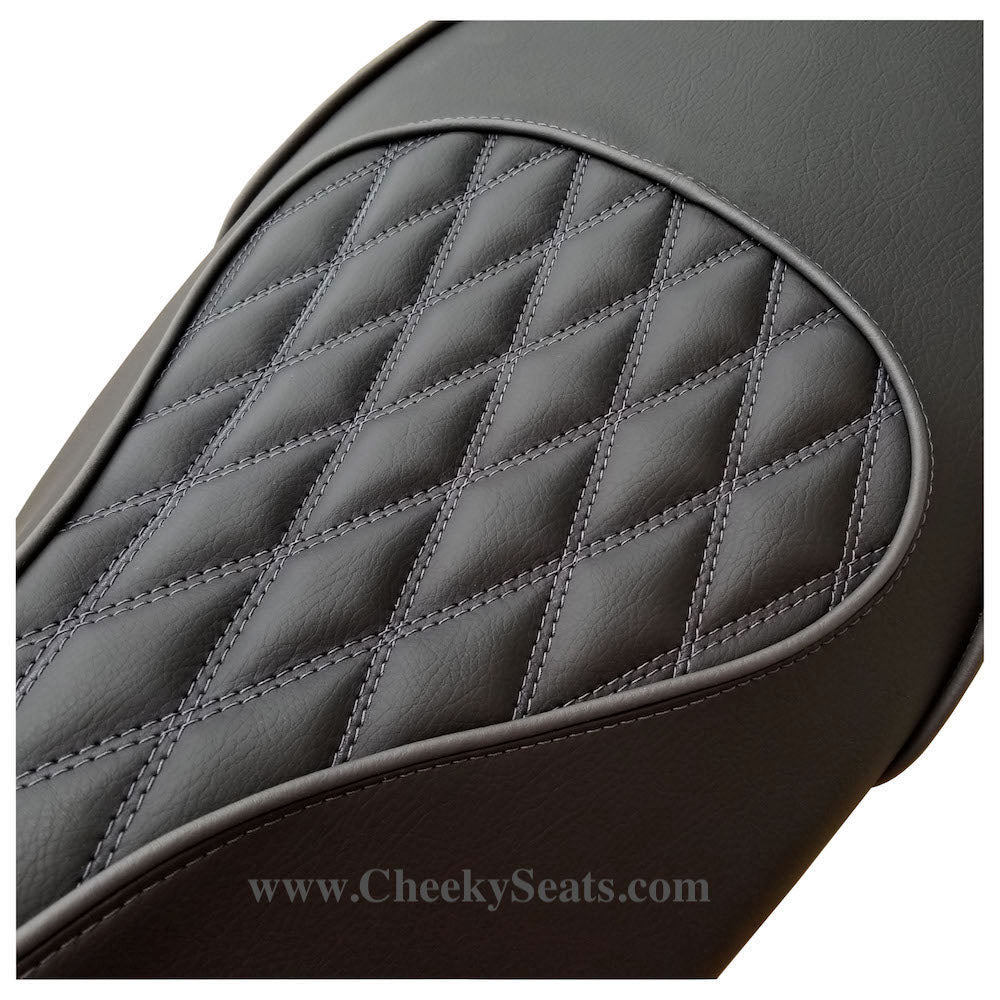 Vespa Sprint / Primavera 50 - 150 Black Diamond Seat Cover
