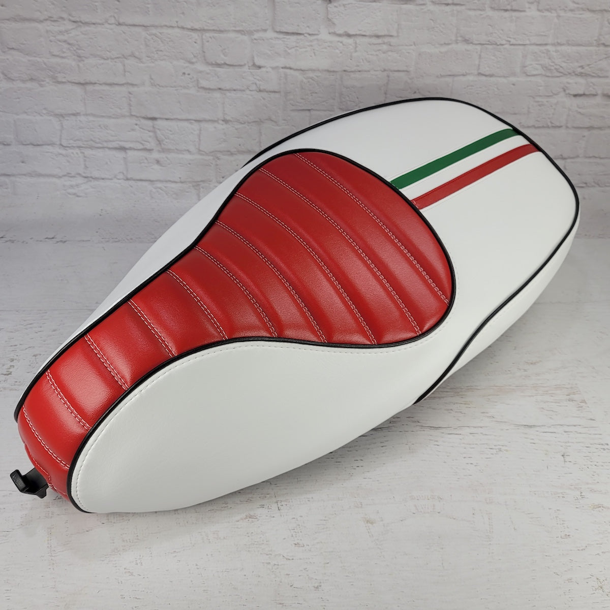 Vespa Sprint / Primavera WHITE Seat Cover Tuck and Roll with