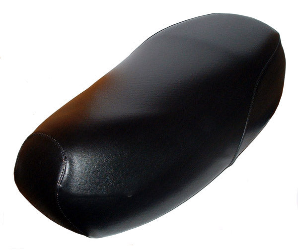 High three-quarter view of a classic black Yamaha Zuma II BWS 49/50 Prebug seat cover, handmade by Cheeky Seats