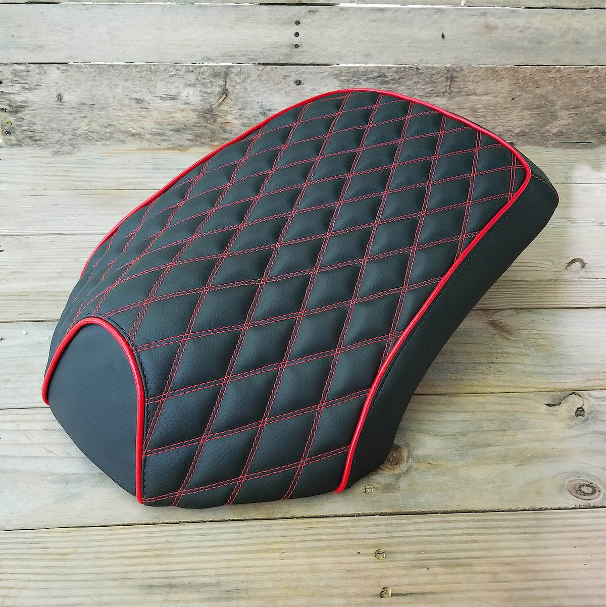 【100%正規品】ラブブ Have A Seat DADA（赤） Yamaha C3 XF 50 VOX Giggle Black Diamond Seat Cover – Cheeky