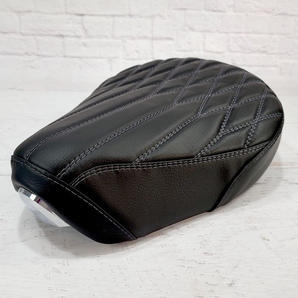 Honda Super Cub C 125 Black Diamond Pleat Seat Cover