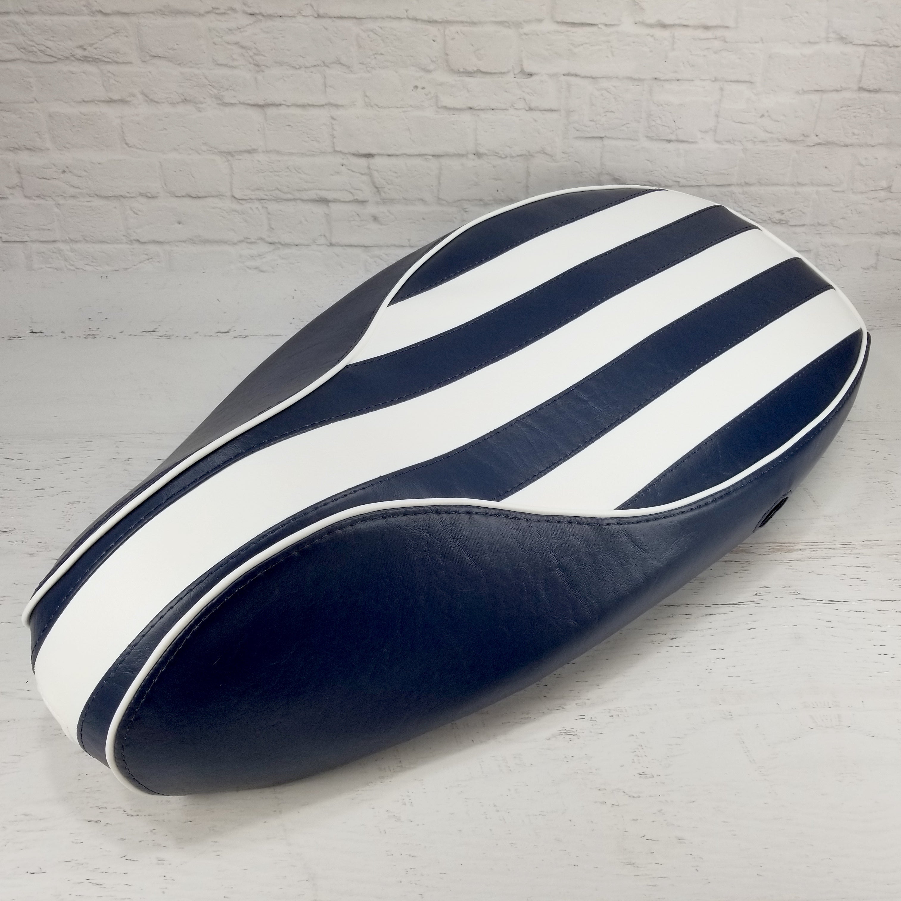 Vespa Sprint / Primavera Yacht Club Stripes Seat Cover – Cheeky