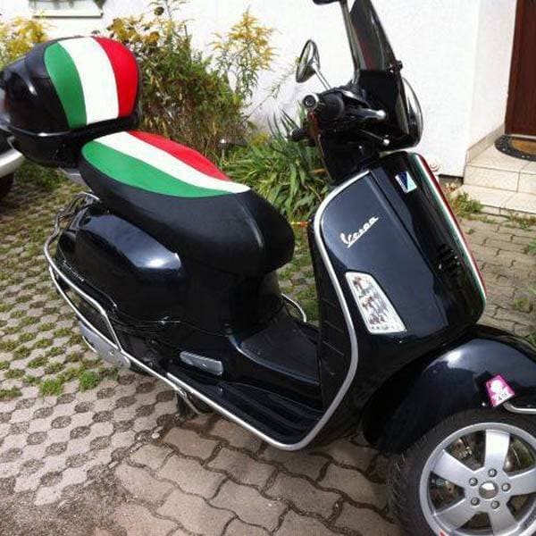 Vespa GT 125 / 200 Italian Flag Seat Cover – Cheeky Seats Scooter
